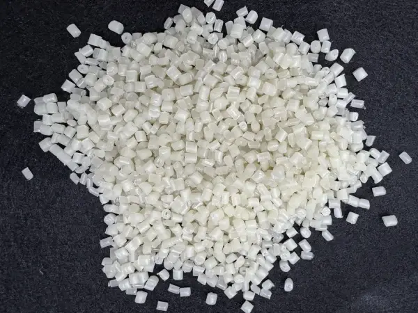 Recycled High-Density Polyethylene (HDPE) - Image 2